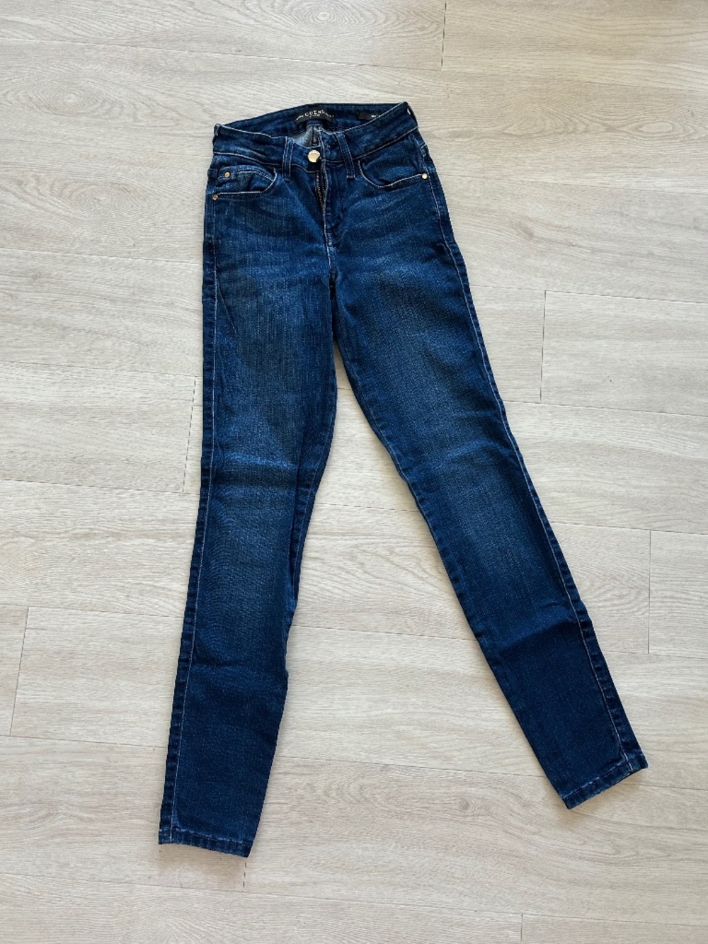 Guess Sexy Curve Skinny Jeans